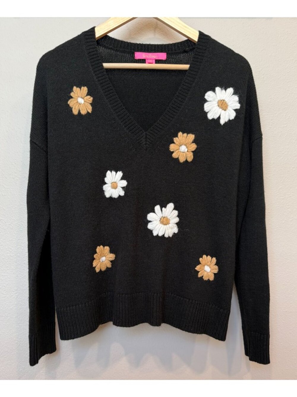 Lilly Pulitzer Black Blooming Embroidered Tensley Sweater Medium Luxury